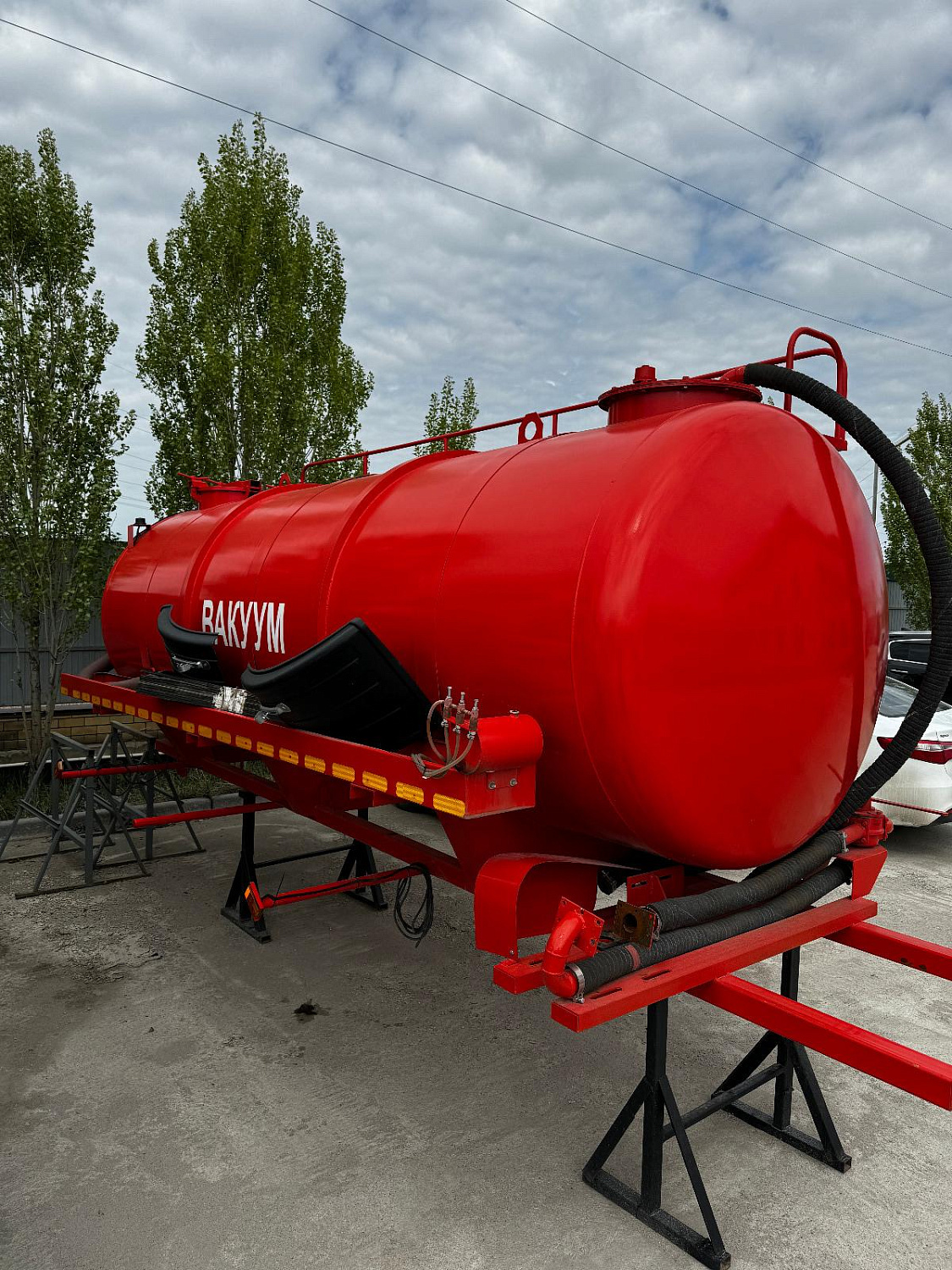 Навесное оборудование вакуумной автоцистерны