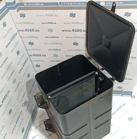 Ящик инструментальный с крышкой