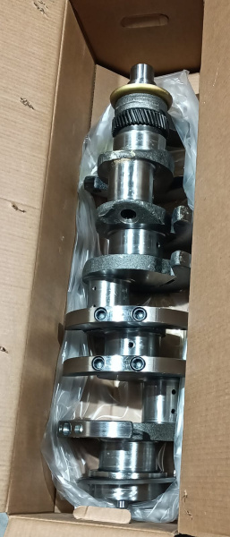 Вал коленчатый в сборе