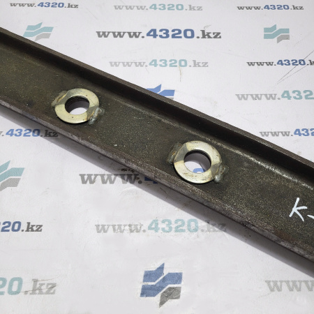 Кронштейн подвески правый раздаточной коробки в сборе