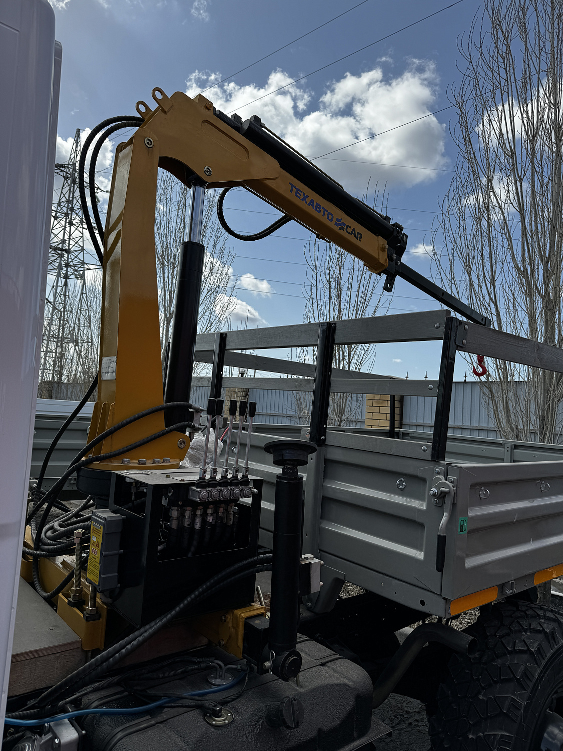 SQ-1000 (1000 кг, максимальный вылет 4,6м)