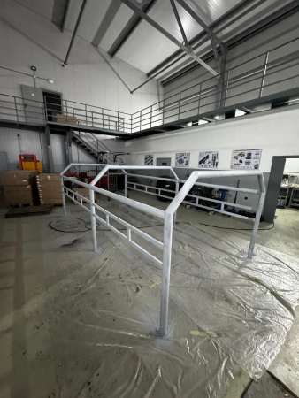 Усиленный каркас безопасности в кузов